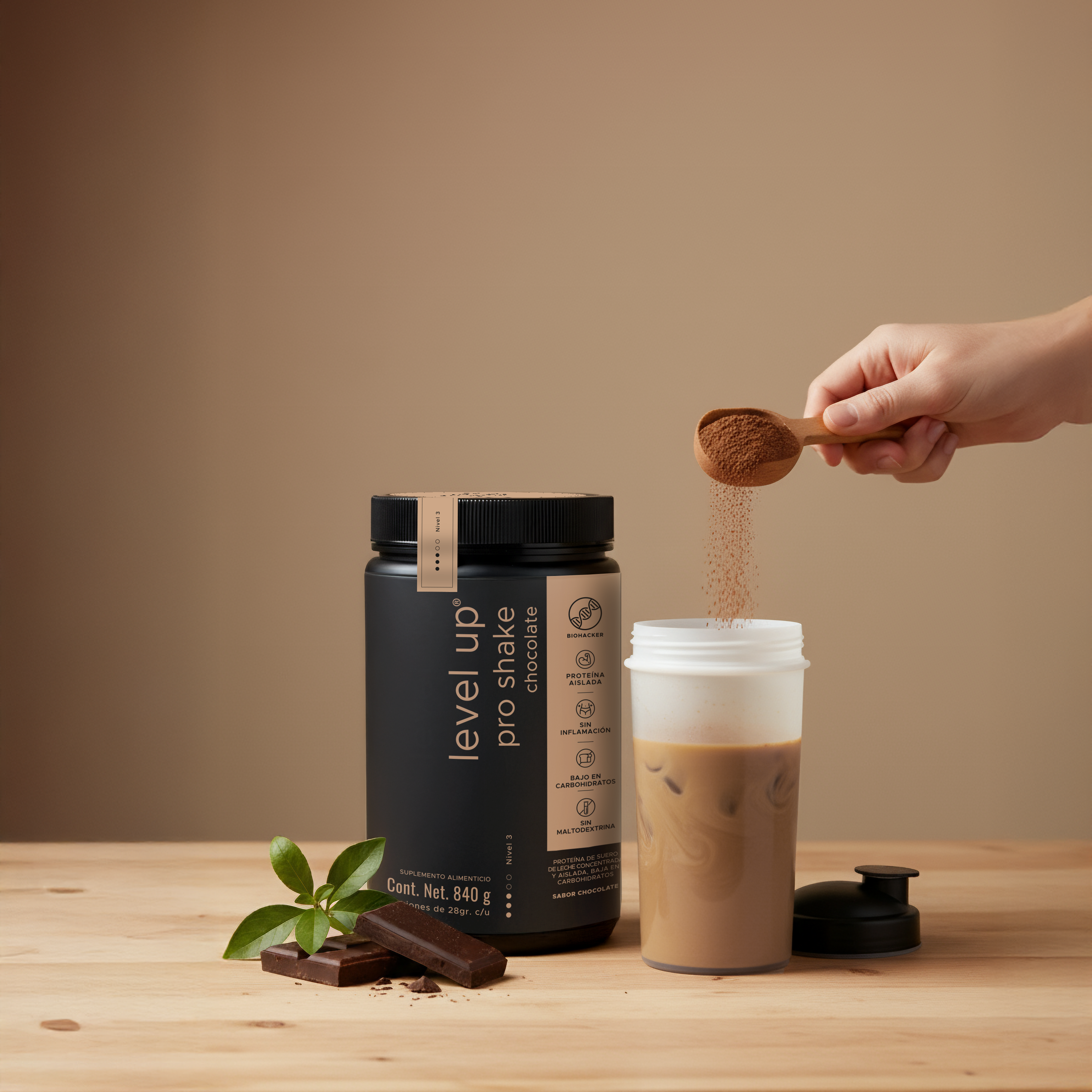 Level-Up Shake: Proteína y energía en cada porción, con sabor a chocolate 840g